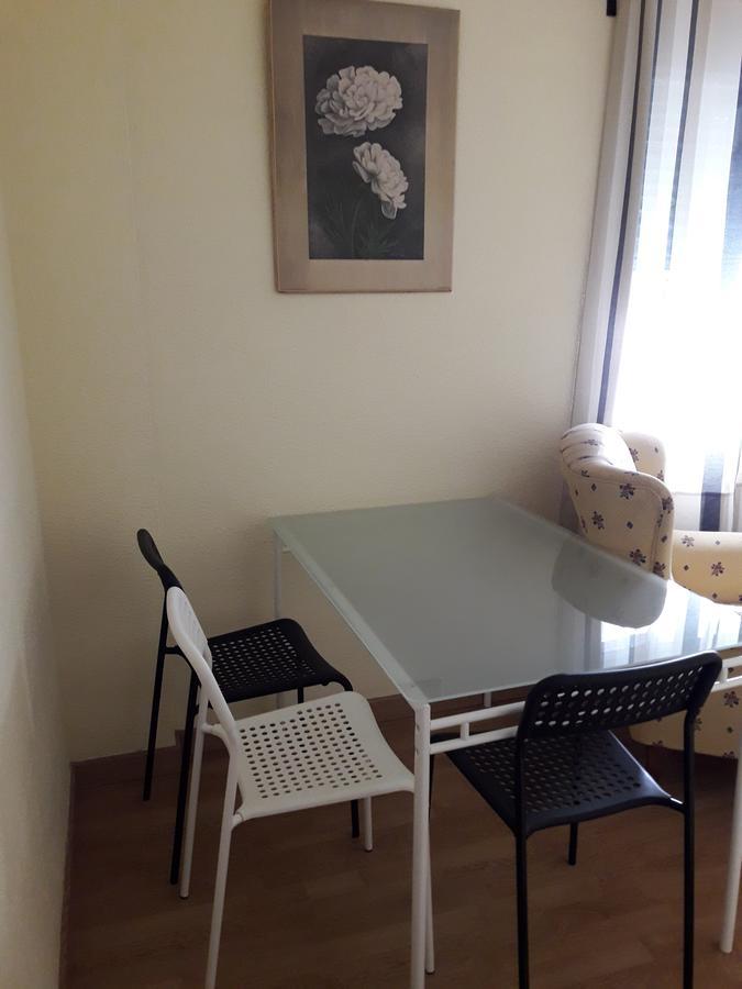 Apartamentos Vialia Sol Y Playa マラガ エクステリア 写真